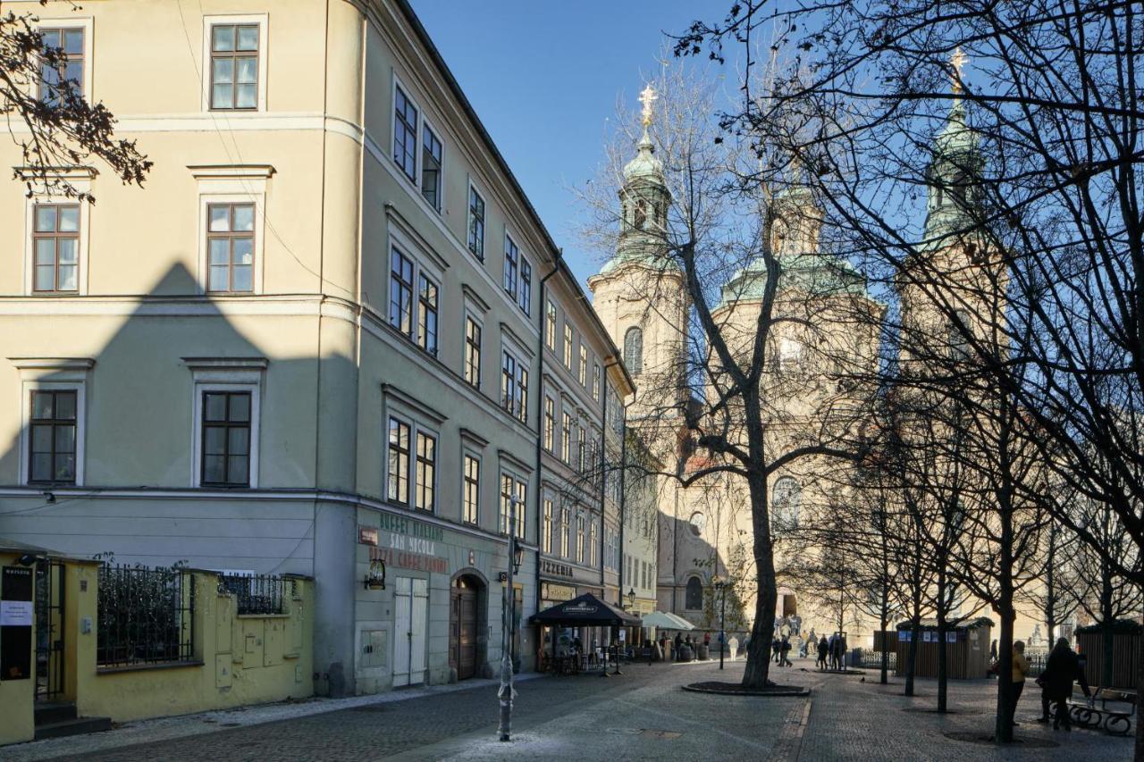 Modern Flat In Old Town By Days Apartamento